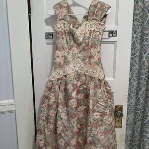 Jessica McClintock Floral Prom Dress